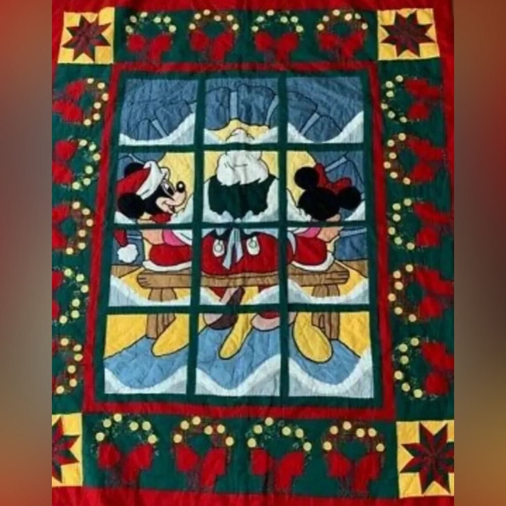 Vintage 1993 Disney "Santas‎ Workshop" Christmas Handmade Quilted Throw